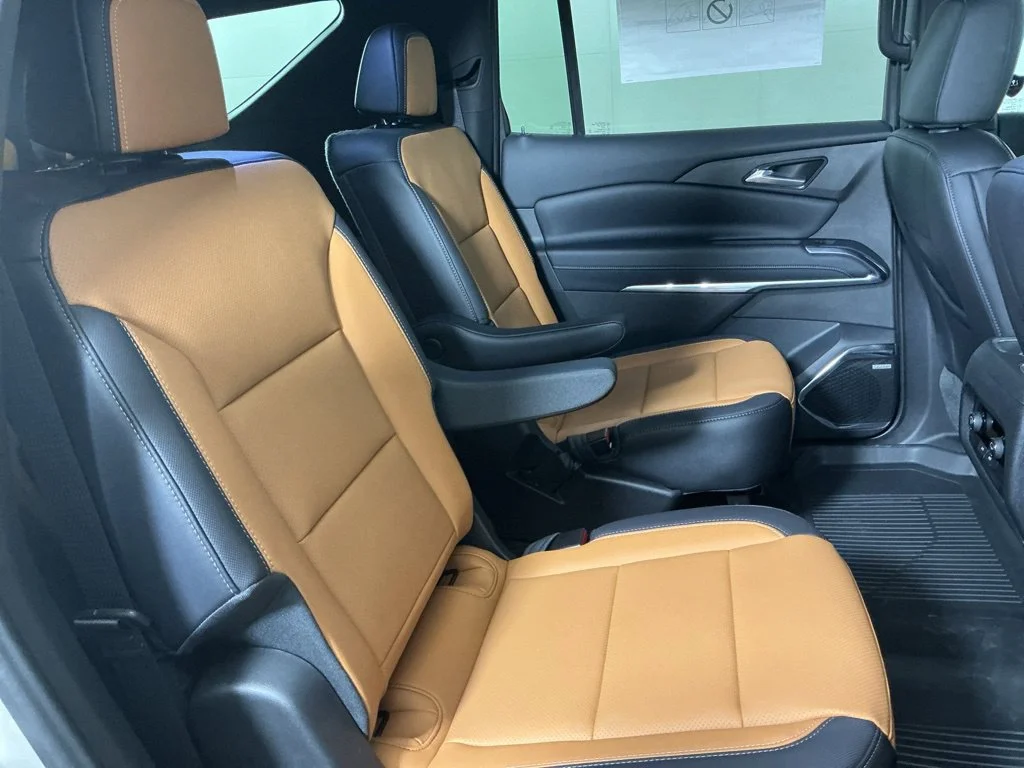 New 2027 Sandstone Gray Chevrolet Z71 image 14