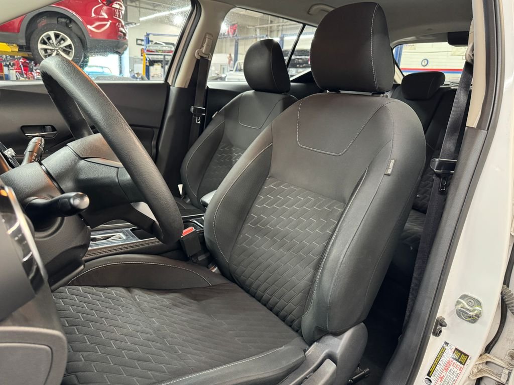 Used 2021 White Nissan SV image 17