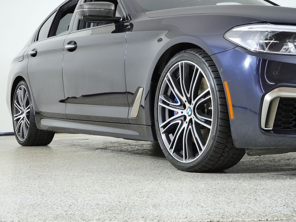 Used 2018 Carbon Black Metallic BMW M550i xDrive image 7