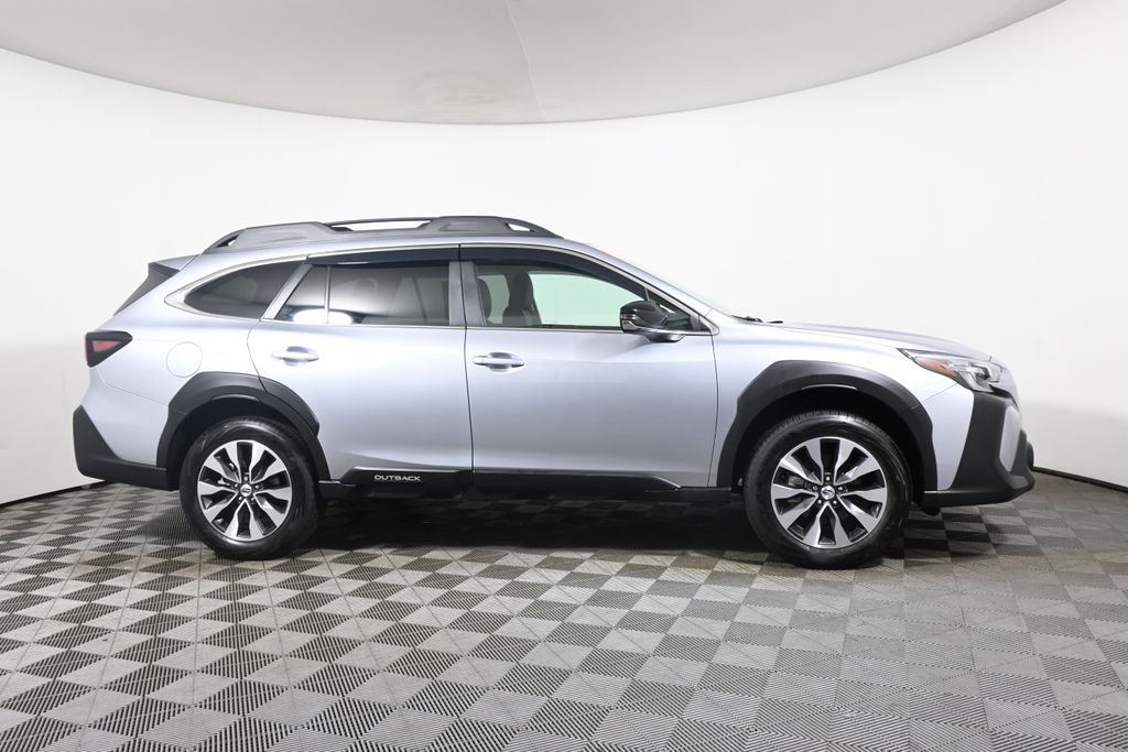 2025 Subaru Outback Limited - Photo 8