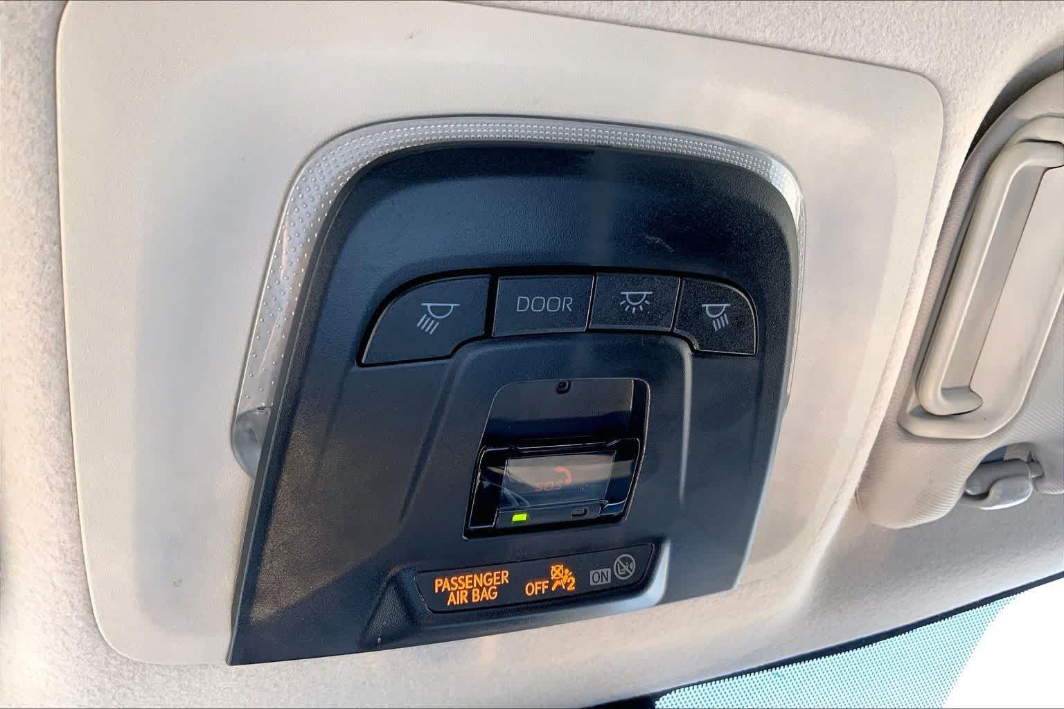Used 2025 Underground Toyota LE image 34