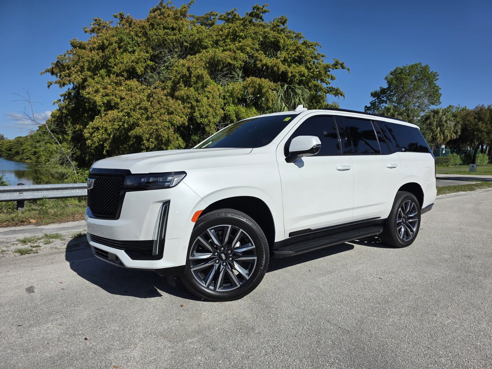 2022 Cadillac Escalade 2WD Sport Platinum's photo