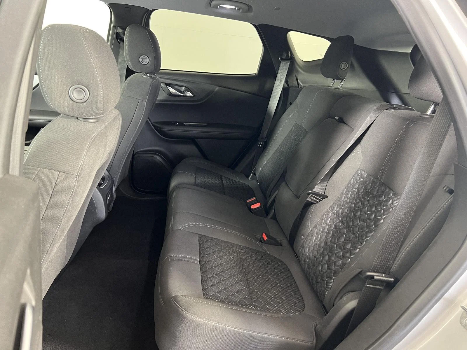 Used 2020 Silver Ice Metallic Chevrolet LT image 18