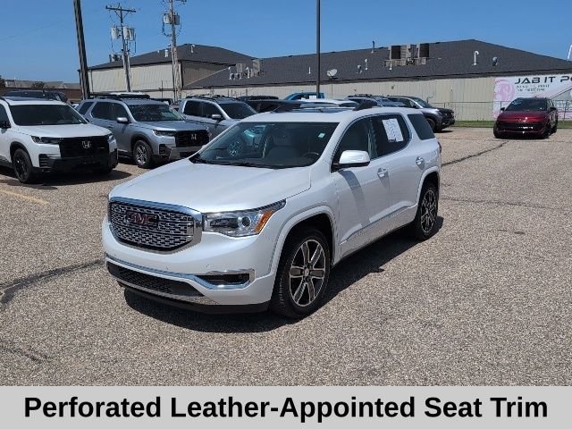 Used 2017 White GMC Denali image 16