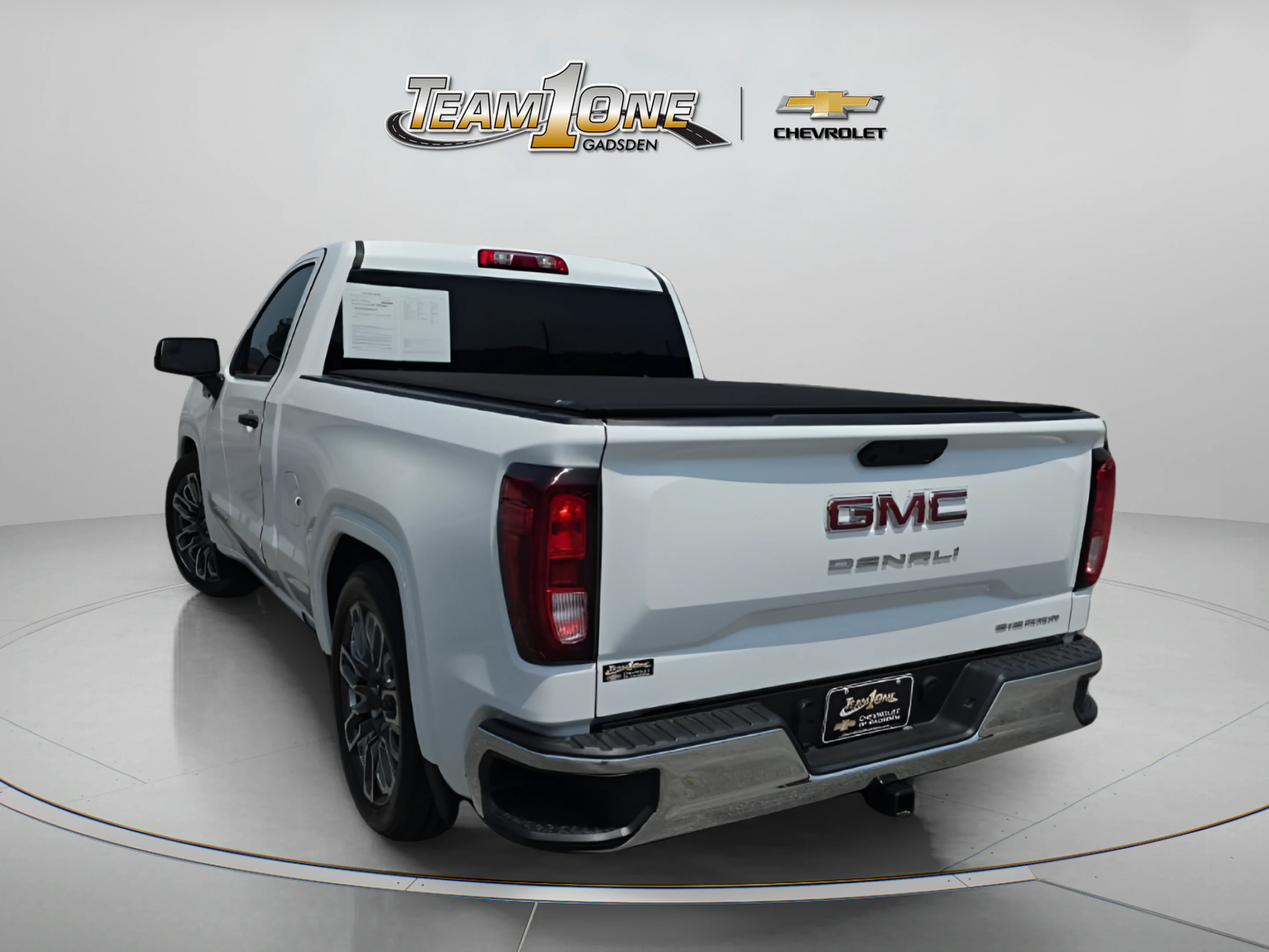 Used 2026 Summit White GMC Pro image 5