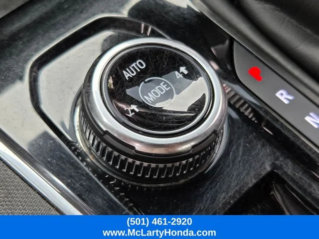Used 2024 Silver GMC Elevation image 26