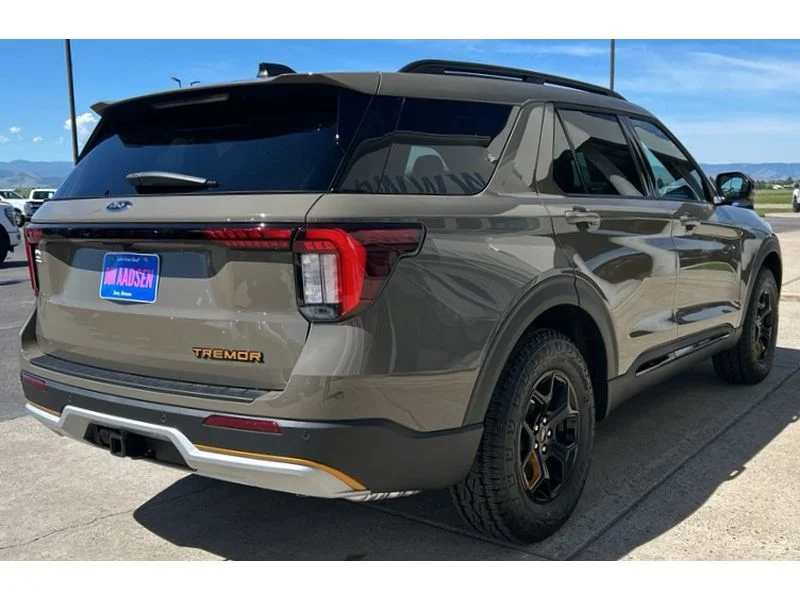 New 2026 MARSH GRAY Ford Tremor image 25