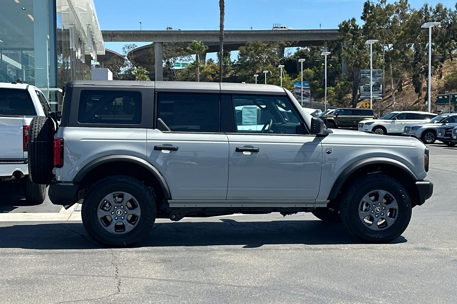 New 2026 White Ford Big Bend image 2
