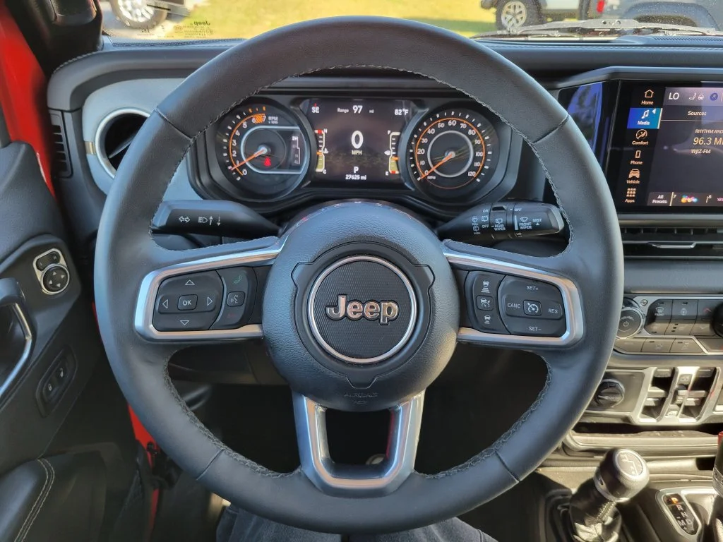 Used 2025 Red Jeep Sahara image 31