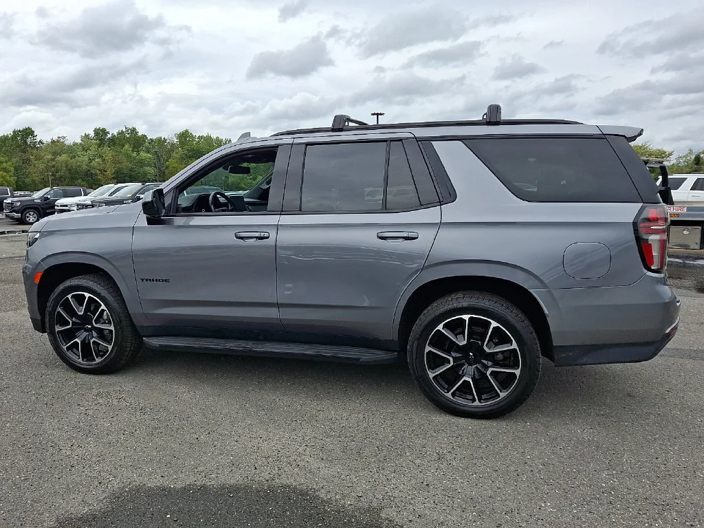 Used 2021 SATIN STEEL METALLIC Chevrolet RST image 7