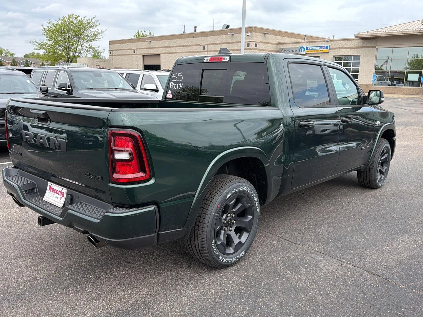 New 2026 Serrano Green Metallic RAM Big Horn image 7