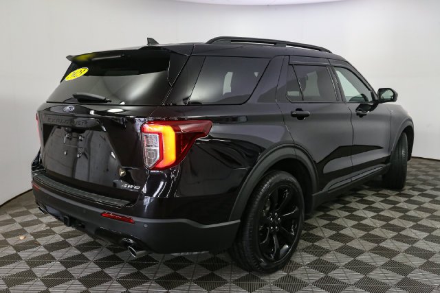 Used 2023 Black Ford ST-Line image 13