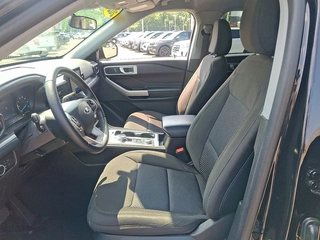 2023 Ford Explorer XLT - Photo 13