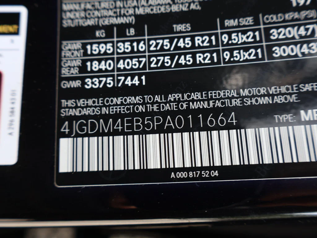 Certified Used 2023 Obsidian Black Metallic Mercedes-Benz 580 image 40