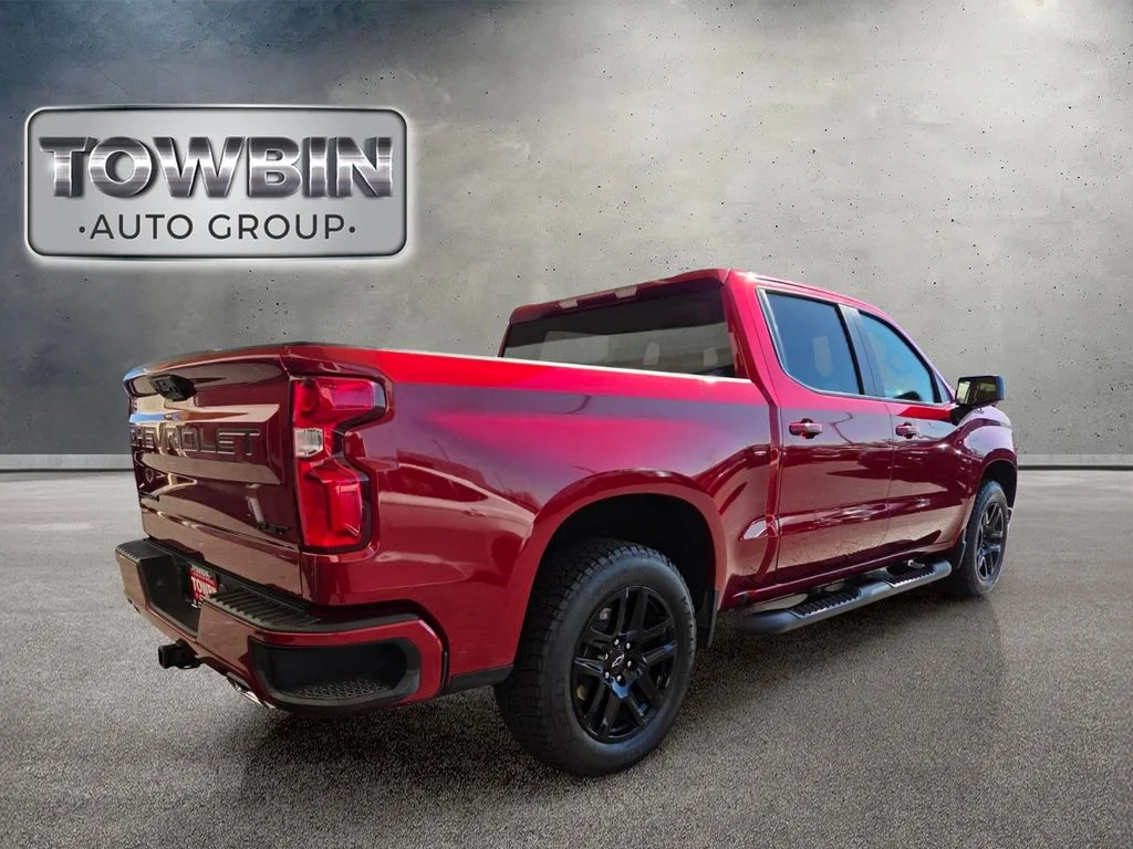 Used 2024 Red Chevrolet RST image 4