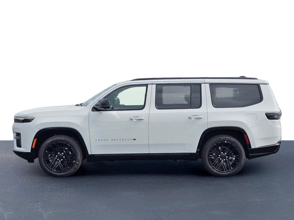 New 2026 Bright White Clear-Coat Exterior Paint Jeep Limited Reserve image 14