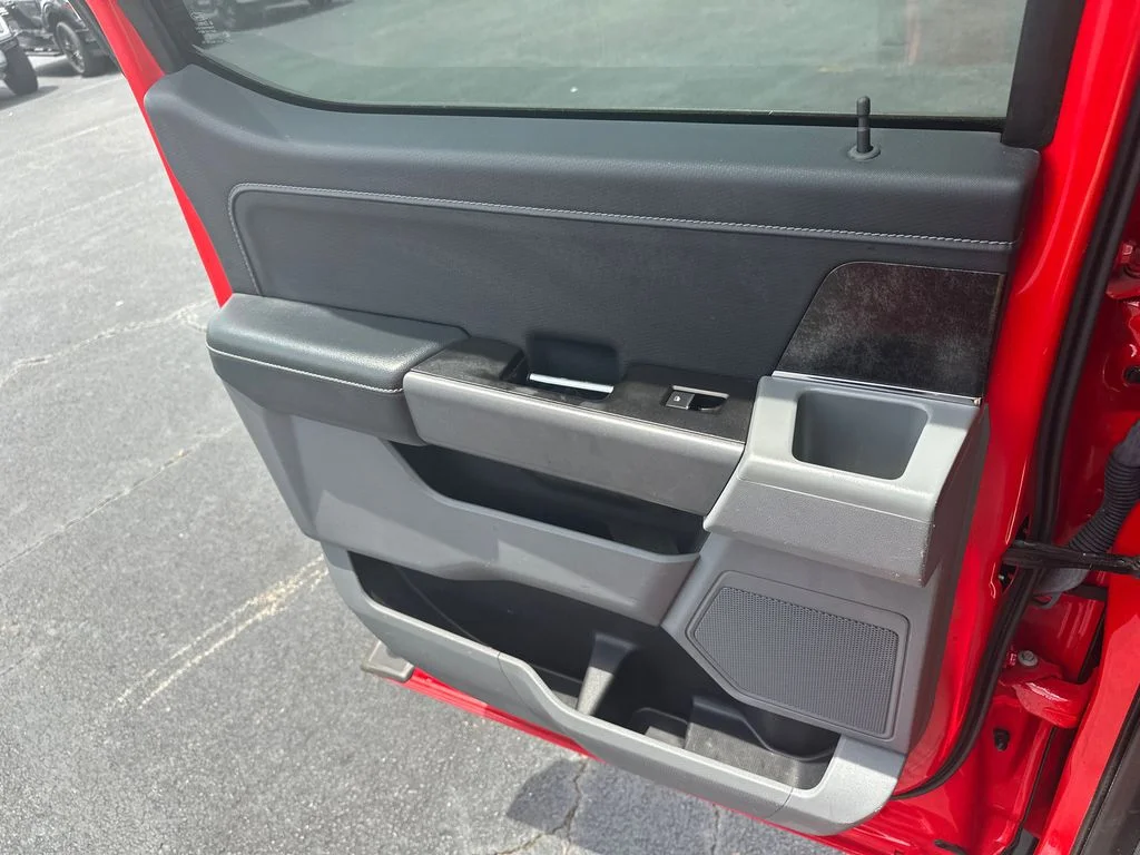 Used 2022 Red Ford XLT image 21