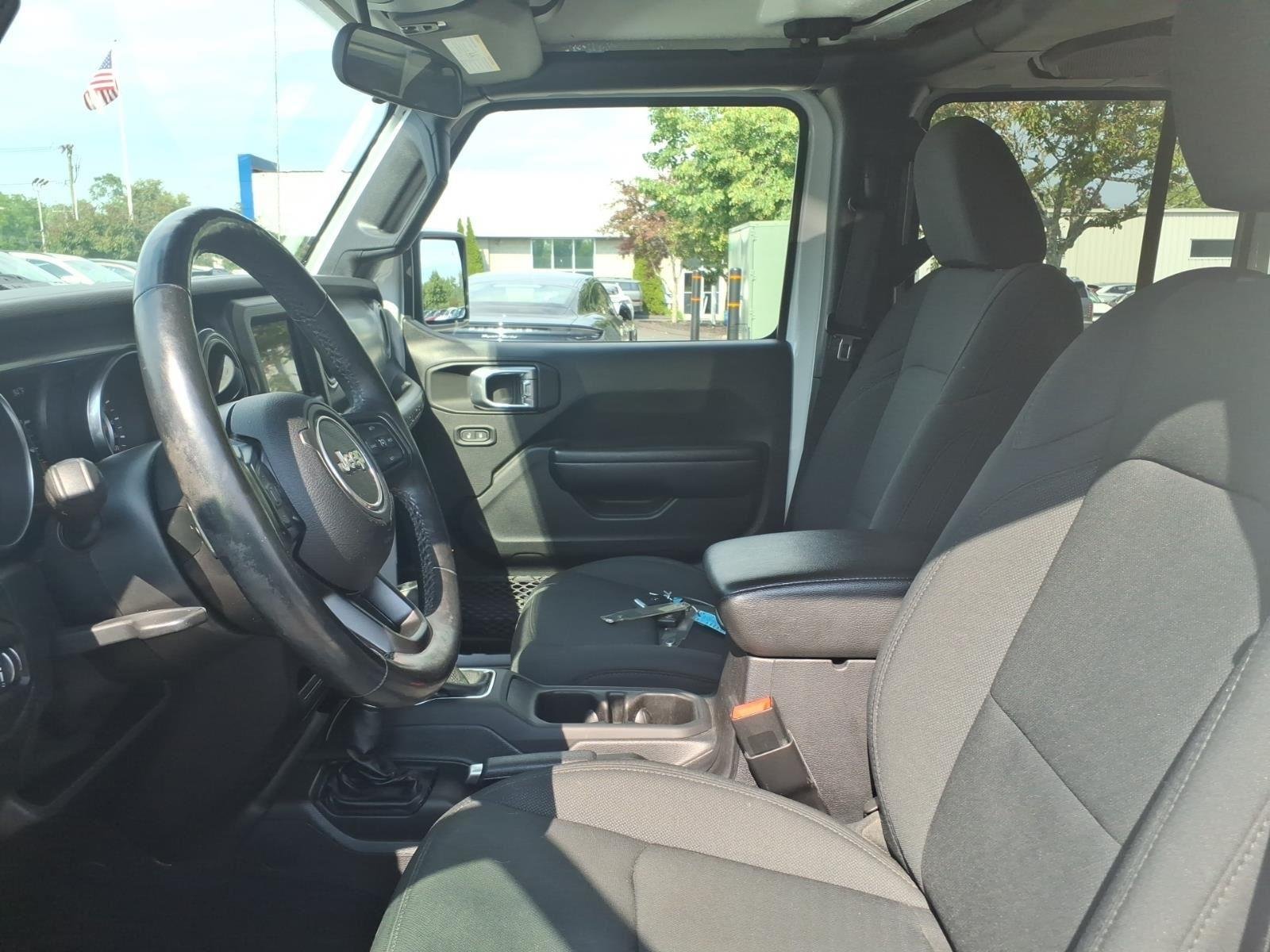 Used 2021 Bright White Clearcoat Jeep Unlimited Sport S image 22