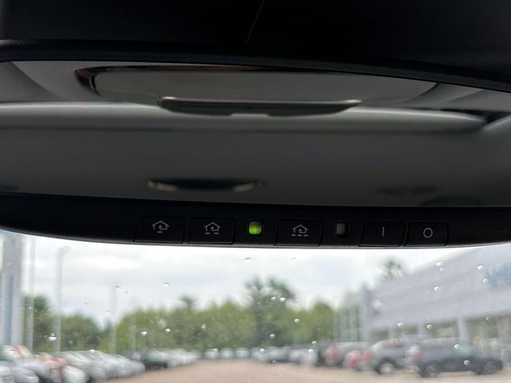 Used 2020 White Hyundai SEL image 26