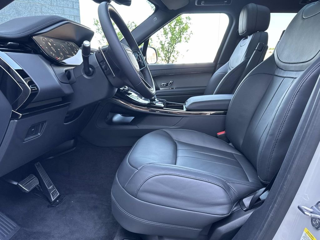 Used 2025 Gray Land Rover Dynamic SE image 20