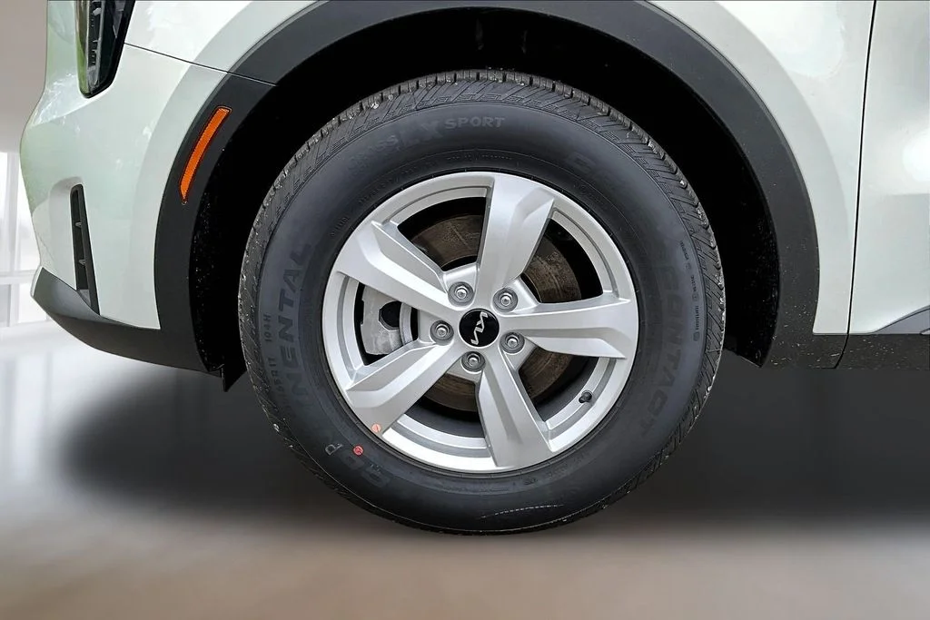 New 2026 Ivory Kia LX image 11