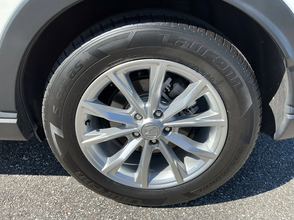 Used 2024  Honda EX-L image 21