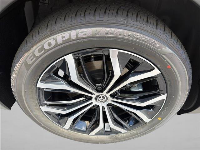 Certified Used 2026 BRONZE AGE Toyota  image 17