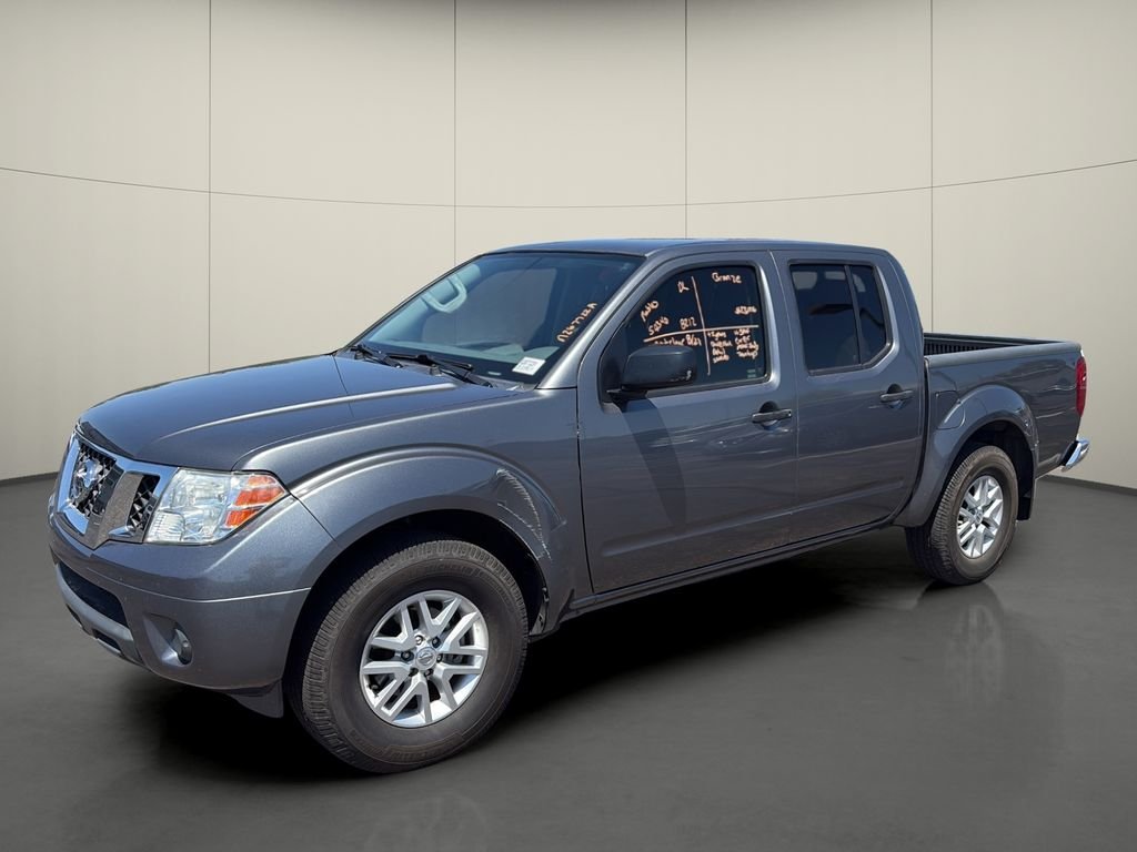 Used 2021 Gray Nissan SV image 3
