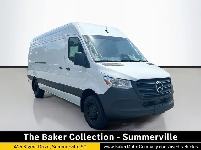 2026 Mercedes-Benz Sprinter 3500 Cargo 170 WB