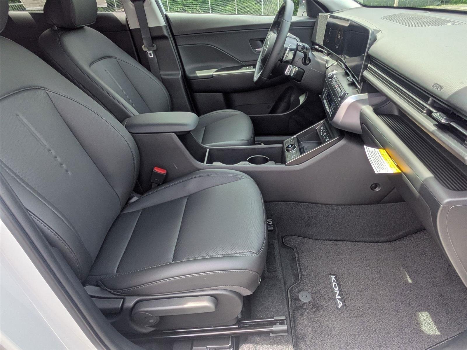 New 2026 Atlas White Hyundai SEL Premium image 20