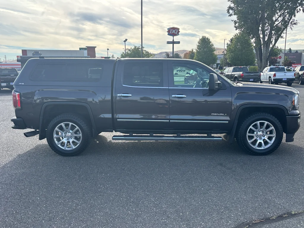 Used 2016 Iridium Metallic GMC Denali image 5