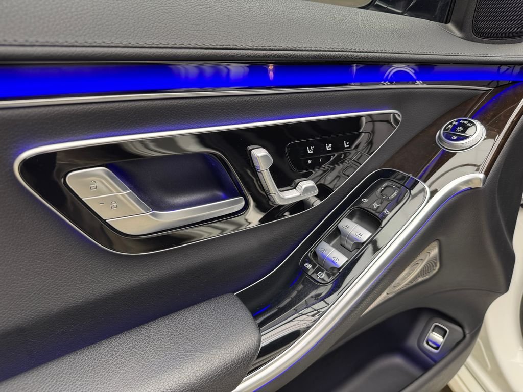 Certified Used 2022  Mercedes-Benz S 500 image 11