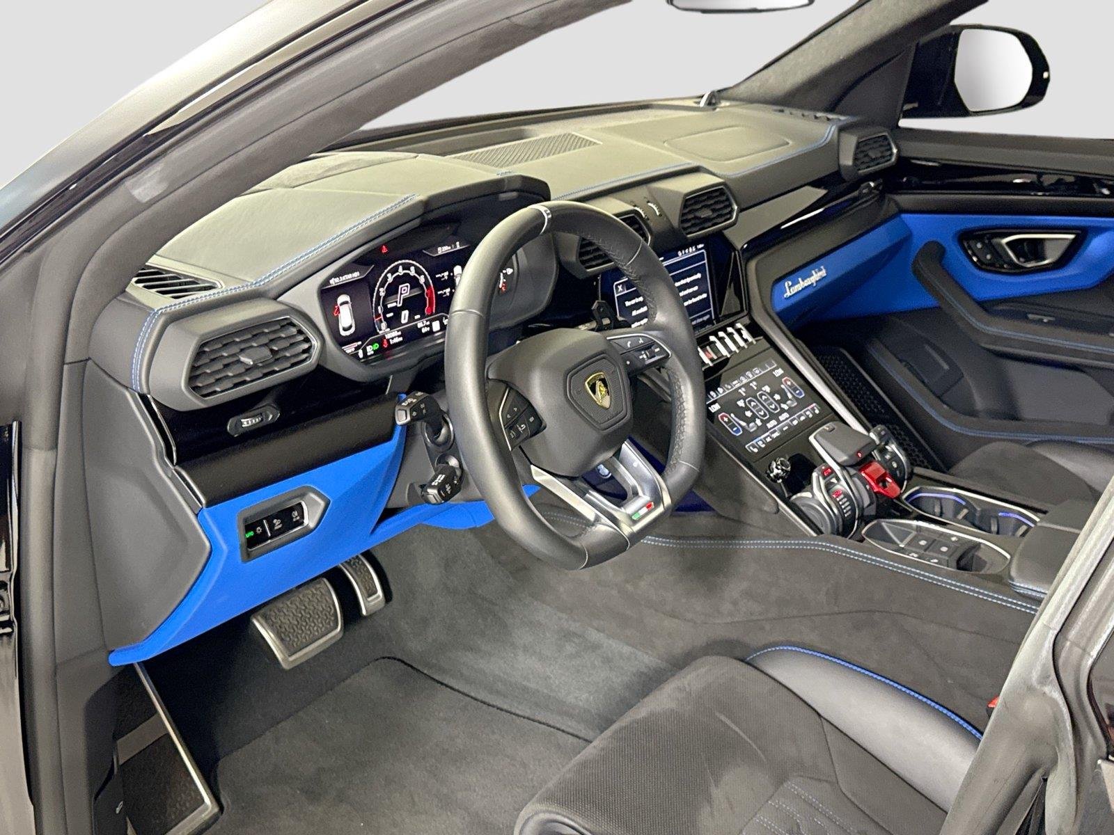Used 2024 Nero Noctis Metallic Lamborghini S image 15
