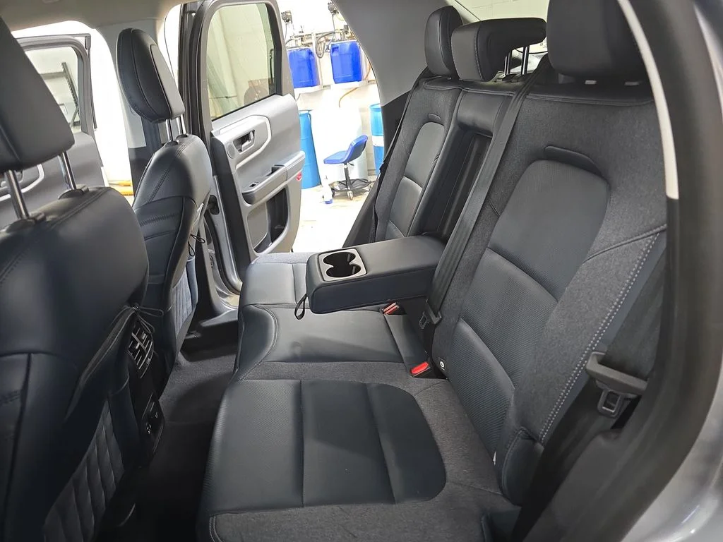 Used 2022 Silver Ford Outer Banks image 13