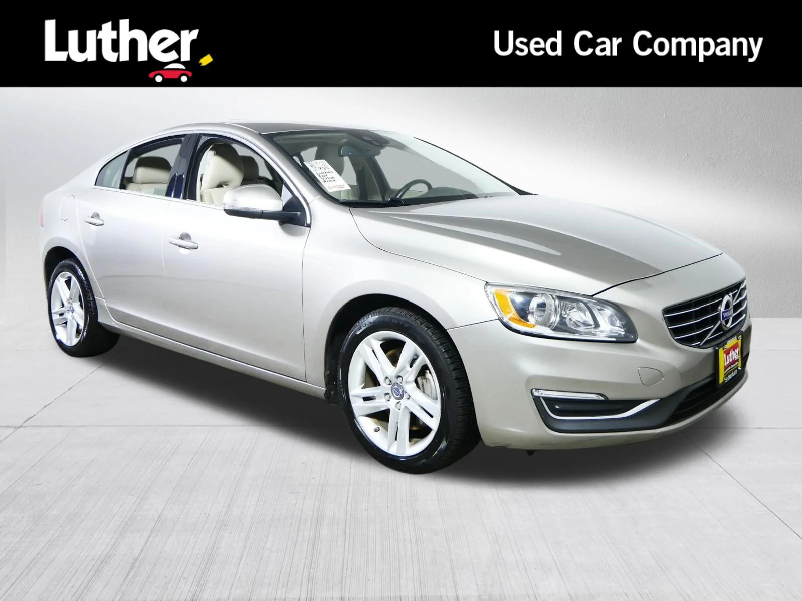 Used 2014 Seashell Metallic Volvo T5 image 1