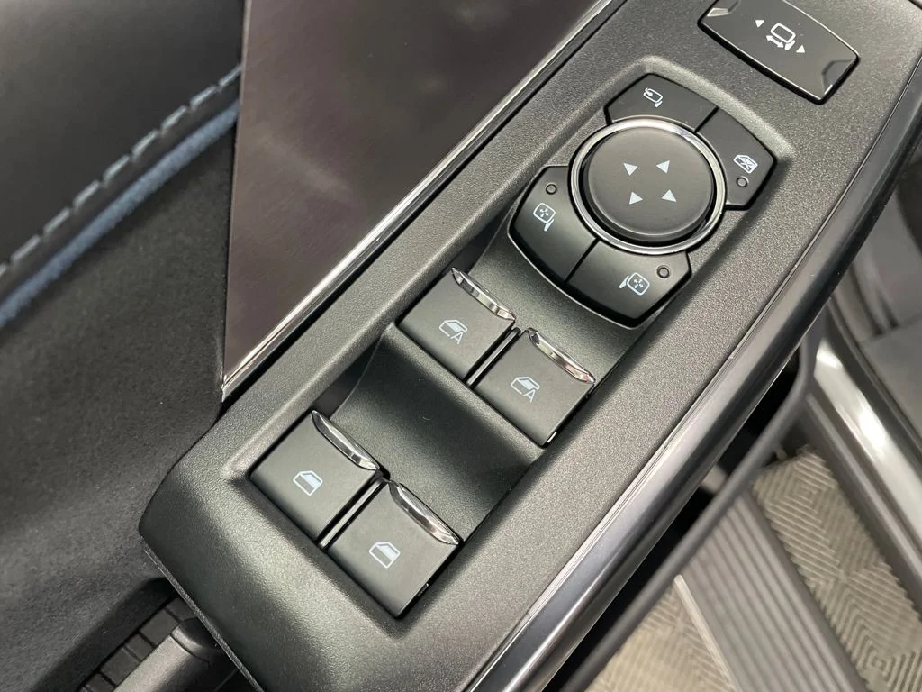 2026 Ford F-250 Super Duty Platinum - Photo 18