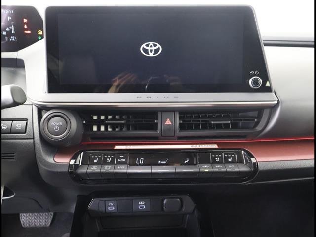 2026 Toyota Prius Plug-in Hybrid XSE Premium - Photo 13