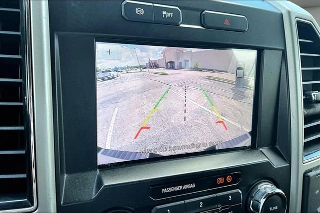 Used 2019 Magnetic Metallic Ford Lariat image 15