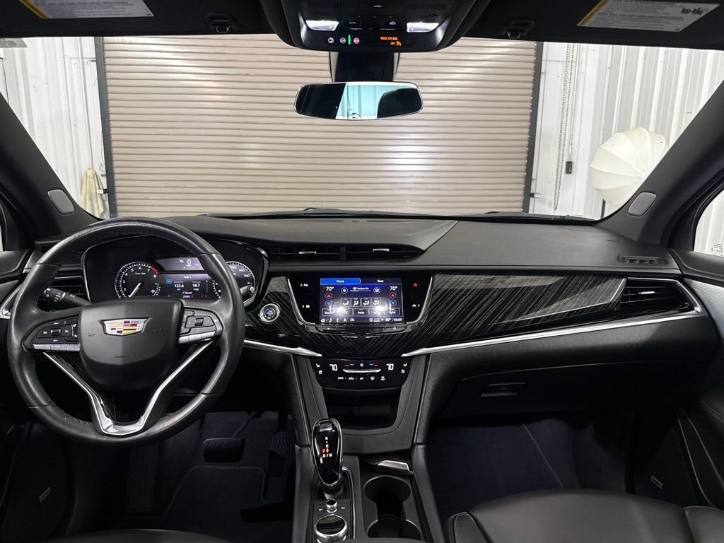 Used 2025 Opulent Blue Metallic Cadillac Premium Luxury image 14