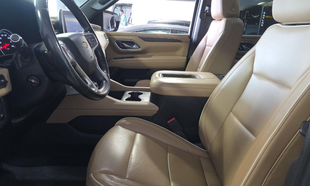Used 2021 White Chevrolet Premier image 23