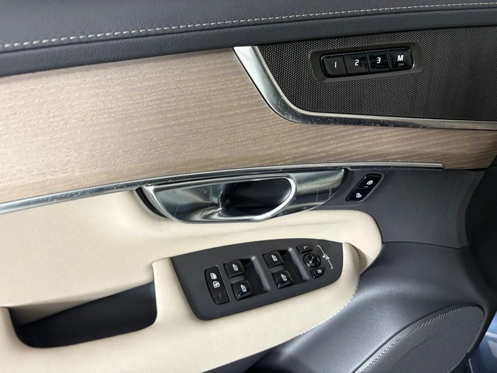 New 2026 Denim Blue Metallic Volvo Plus image 20