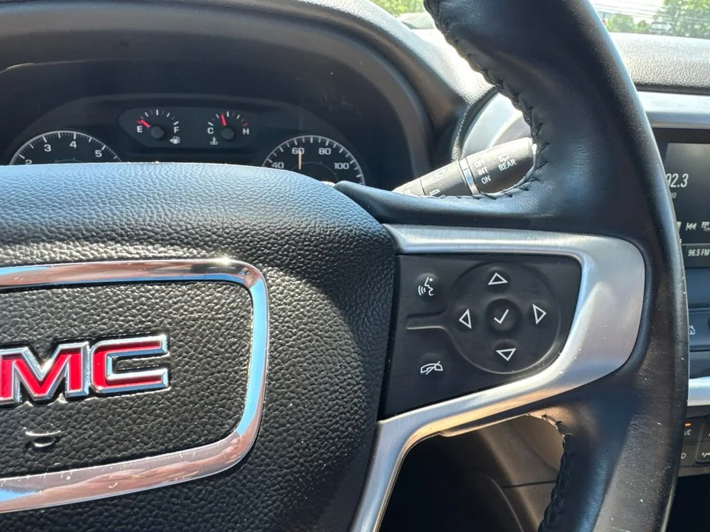 Used 2019 Gray GMC SLE-1 image 17