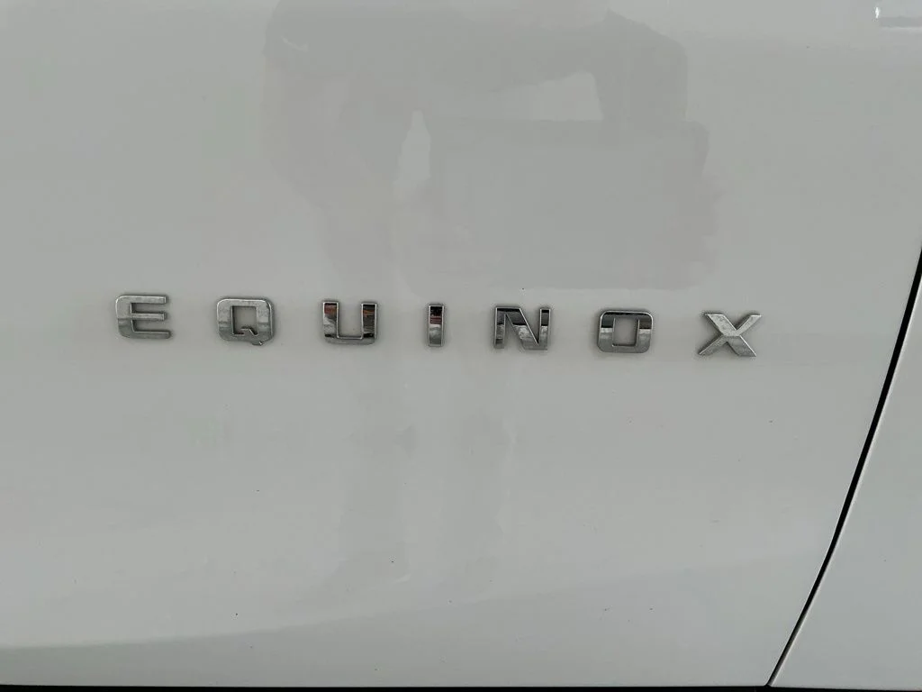 Used 2024 Summit White Chevrolet LS image 4