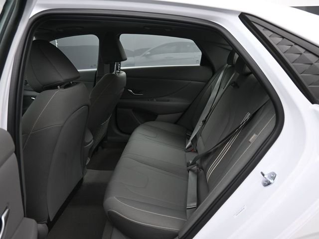 Certified Used 2025 White Hyundai SEL Convenience image 16