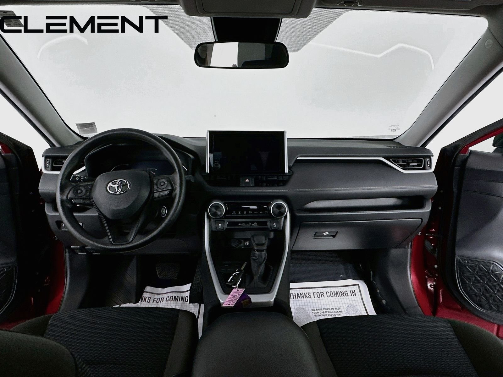 2024 Toyota RAV4 LE - Photo 12