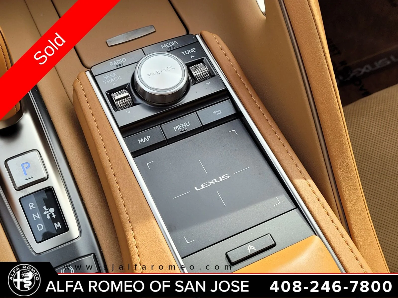 Used 2019 White Lexus 500h image 25