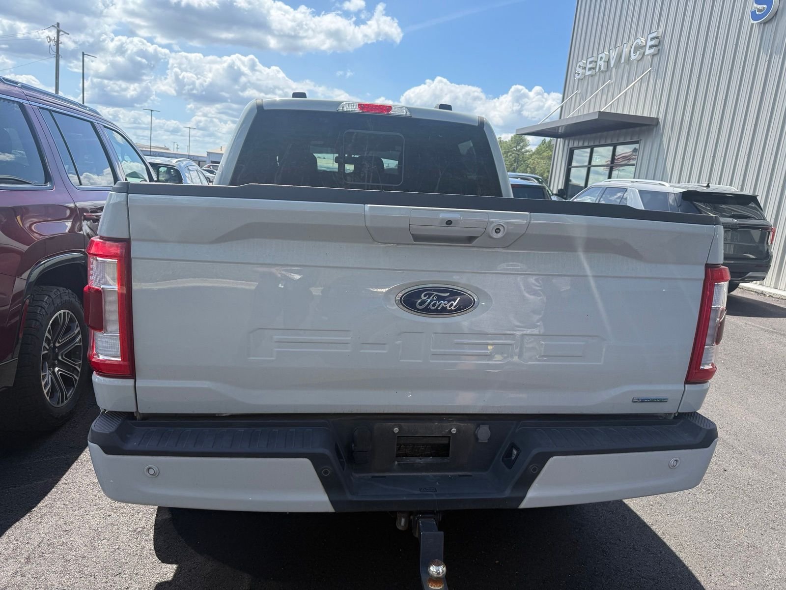 Used 2023 White Ford Lariat image 4