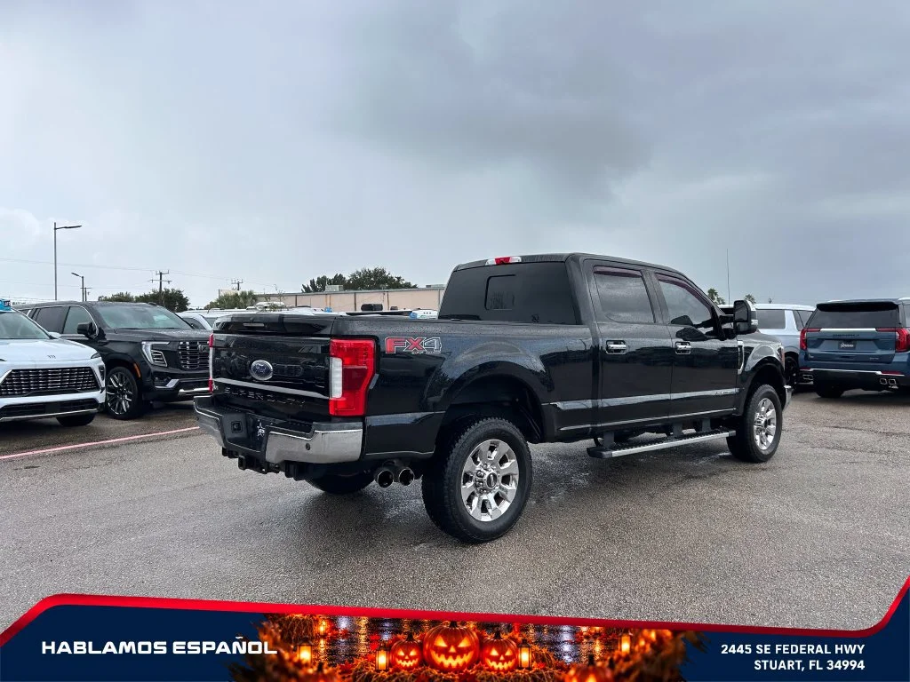 Used 2019  Ford XL image 6