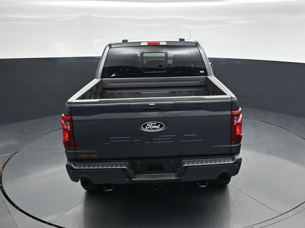 New 2026 Gray Ford Tremor image 41