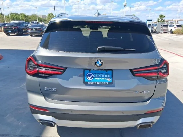Used 2023 Gray BMW sDrive30i image 5